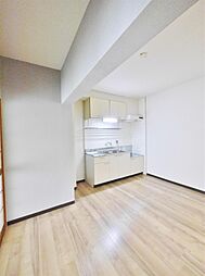 シャトレ青山B 3DKの写真