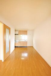 プレミールT 2階3DKのリビング/ダイニング