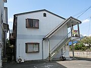 新入駅より徒歩5分 1階 築30年4ヶ月の賃貸物件