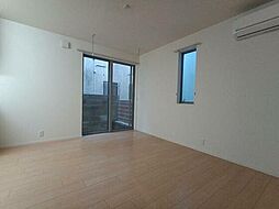 メゾン　ブランドール 101 1階ワンルームのリビング/ダイニング