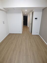 アンベリール西川口 703 7階1Kのリビング/ダイニング