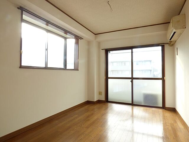 寝室