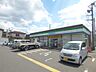 周辺：ファミリーマート 川口南鳩ヶ谷一丁目店（210m）