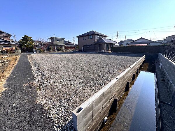 【現地写真】■建築条件無し■建築会社が既に決まっている方にもおすすめです