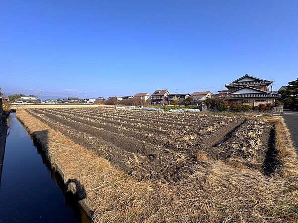 【現地からの眺望】■敷地西側には田園風景が広がります■美しい自然を身近に感じることが出来ます