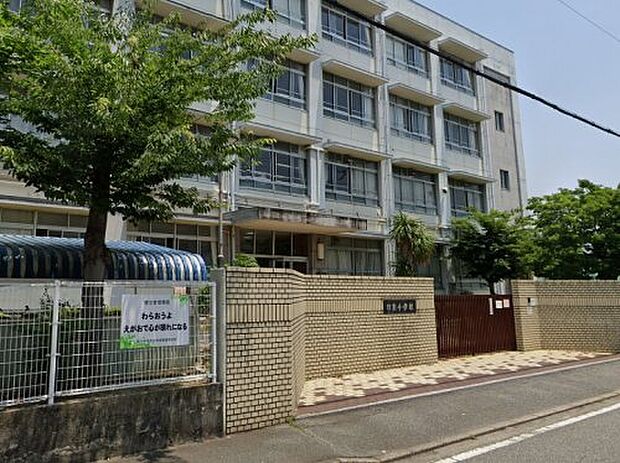 【小学校】姫路市立東小学校まで323ｍ