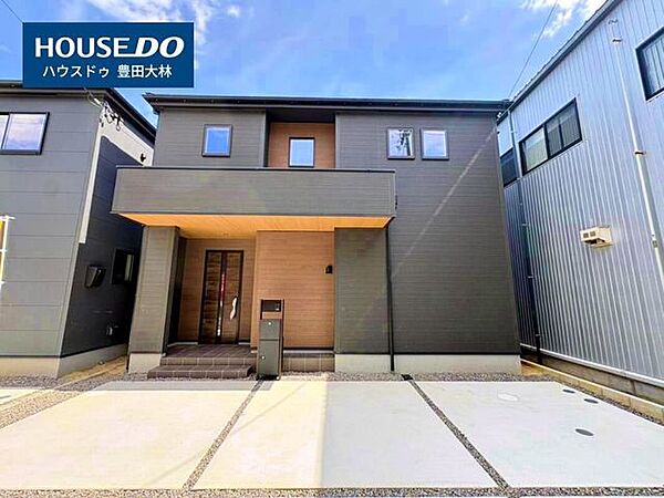 外観：323000489590