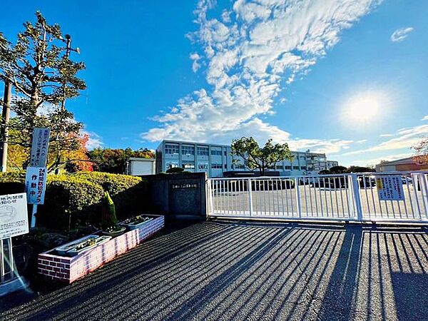 豊田市立藤岡中学校 5120m