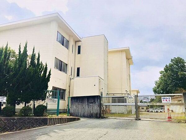 豊田市立中山小学校 1400m