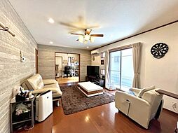 坂戸市にっさい花みず木6丁目 中古戸建 4LDKのリビング/ダイニング