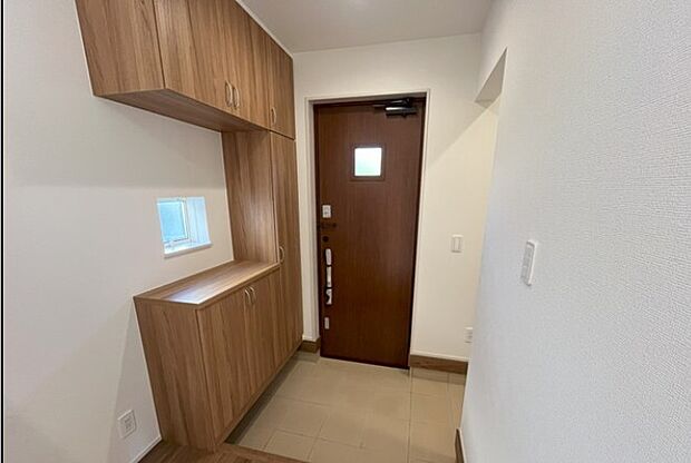 同施工例シューズボックス