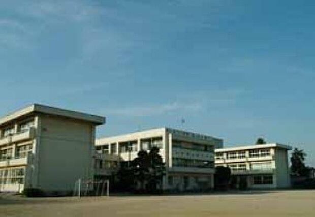 南小（徒歩17分）