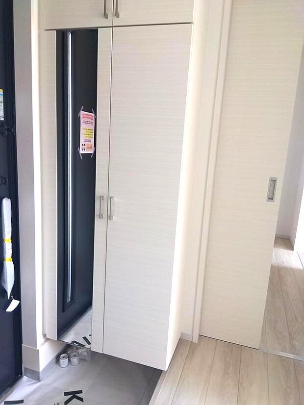 シューズボックス