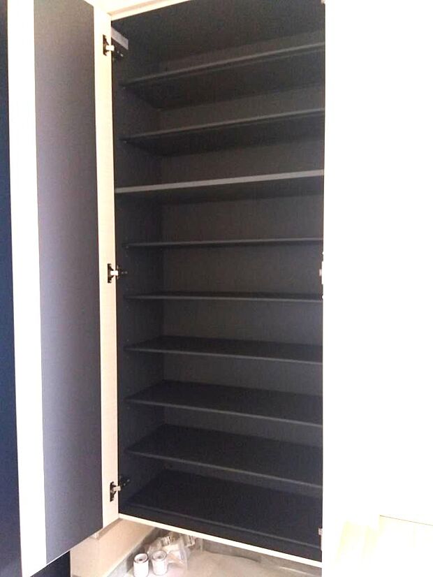 シューズボックス