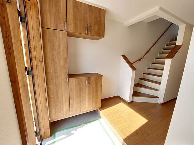 同施工例シューズボックス