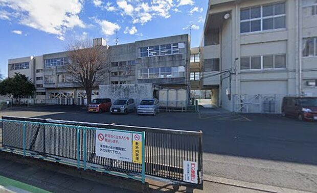 国府小（徒歩15分）