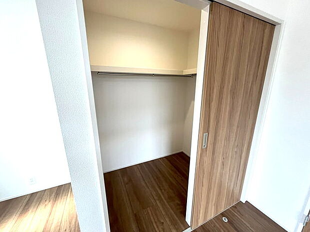 同施工例クローゼット