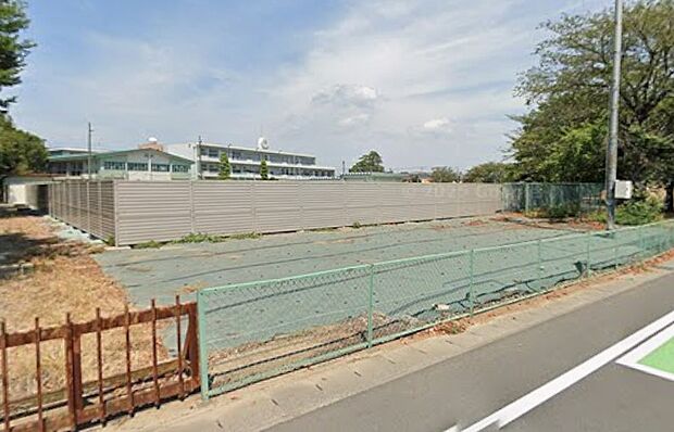 西小（徒歩7分）