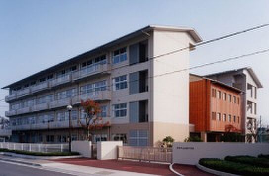 並榎中（徒歩11分）