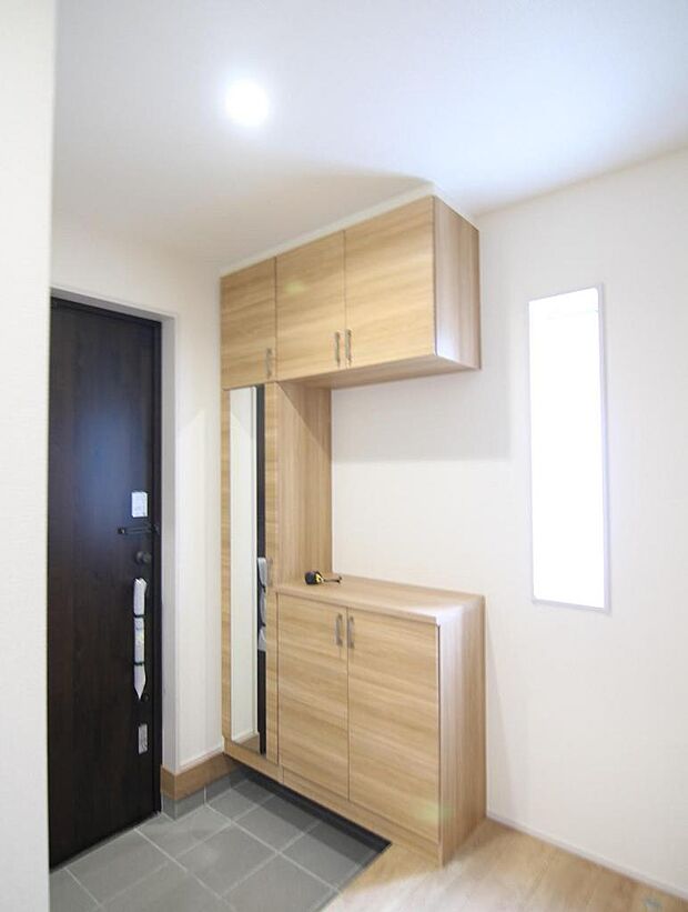 同施工例シューズボックス