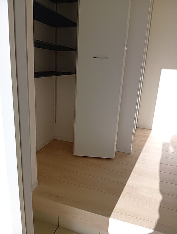 シューズボックス