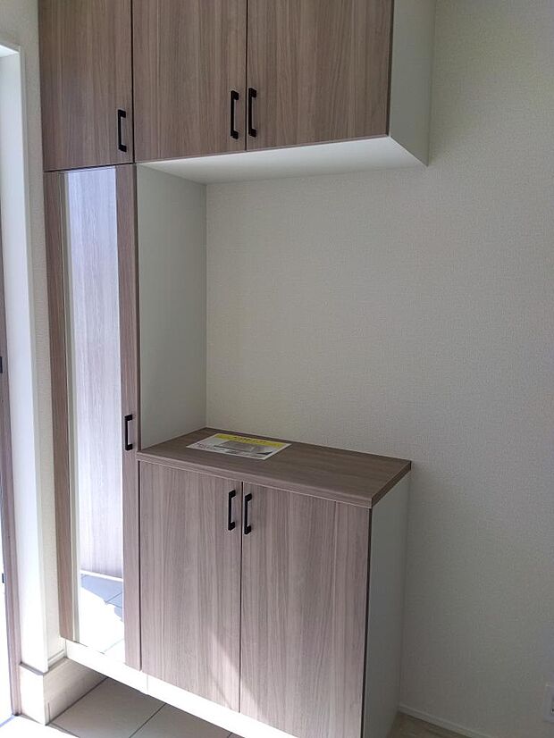 同施工例シューズボックス