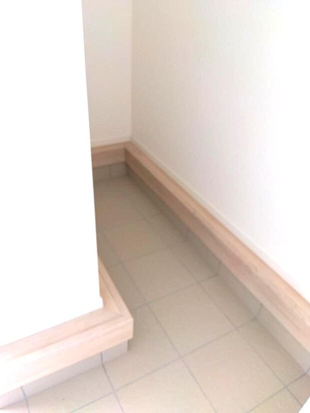 同施工例シューズクローク