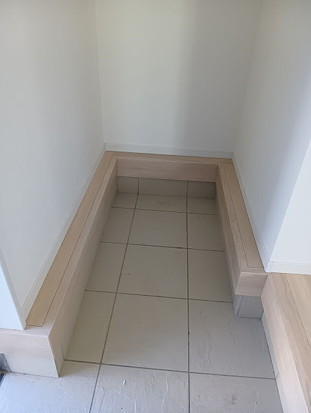 シューズクローク