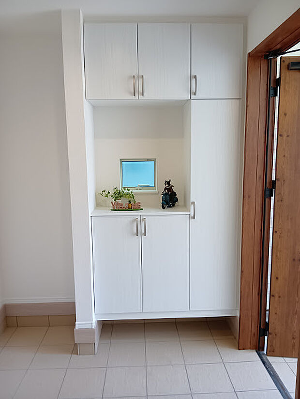 シューズボックス