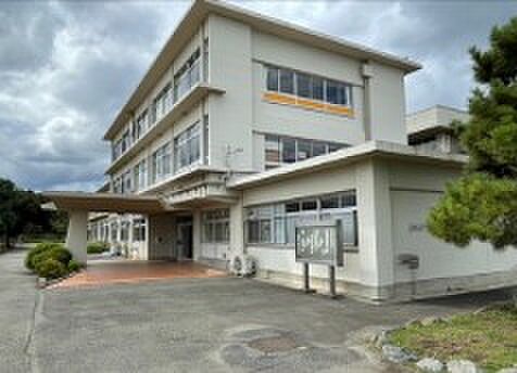 桜木中（徒歩13分）