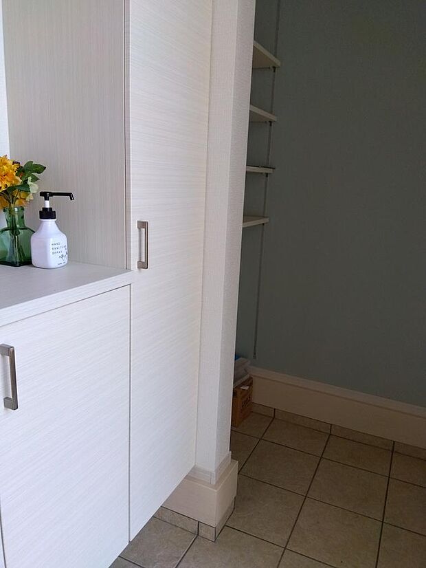 同施工例シューズボックス