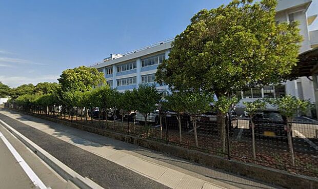 旭小（徒歩20分）