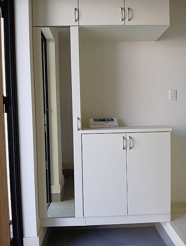 同施工例シューズボックス