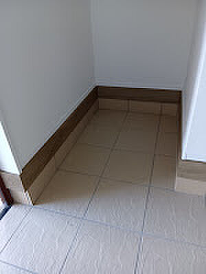 同施工例シューズクローク