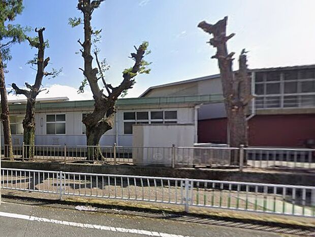 中央小(徒歩3分)