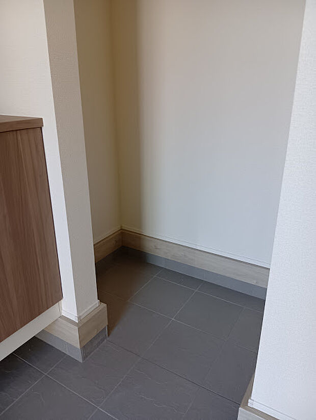 同施工例シューズクローク