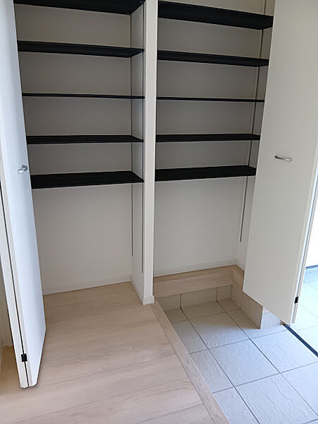 同施工例シューズボックス