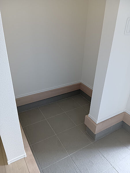 玄関を拡大表示