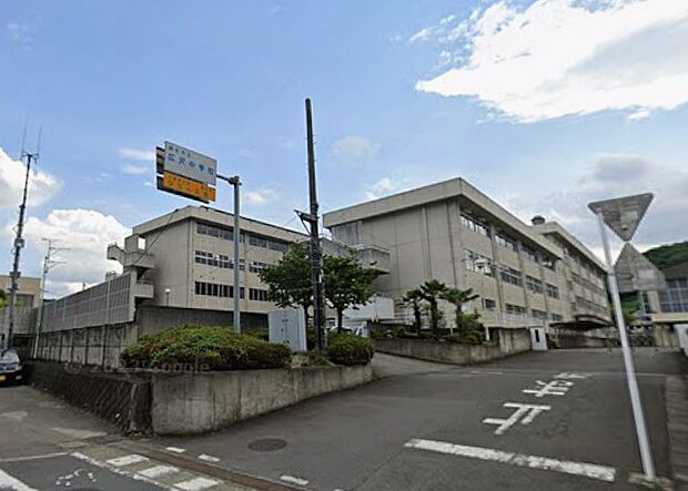 広沢中(徒歩8分)