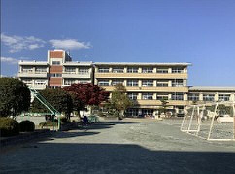 豊岡中(徒歩11分)