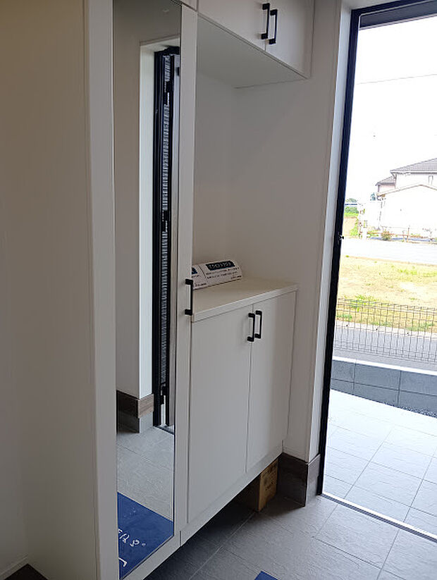 同施工例シューズボックス