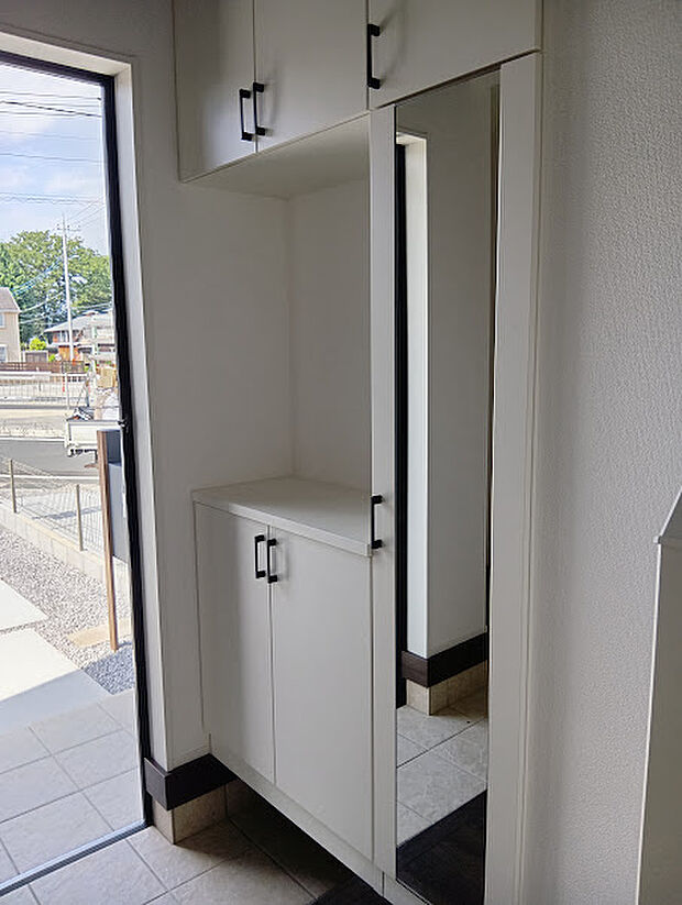 同施工例シューズボックス