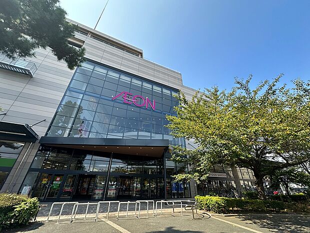 イオン津田沼店まで徒歩13分 1F食料品売場は24時間営業。食料品だけでなく、飲食店、専門店などが充実しています。