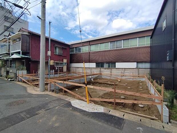 9/30撮影 造成工事が進んでおり、もう間もなく基礎工事に移るところです。