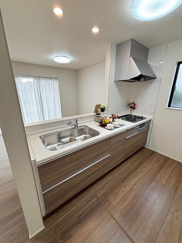 (B号棟) リビングで過ごす家族が見える暖かい間取りです。