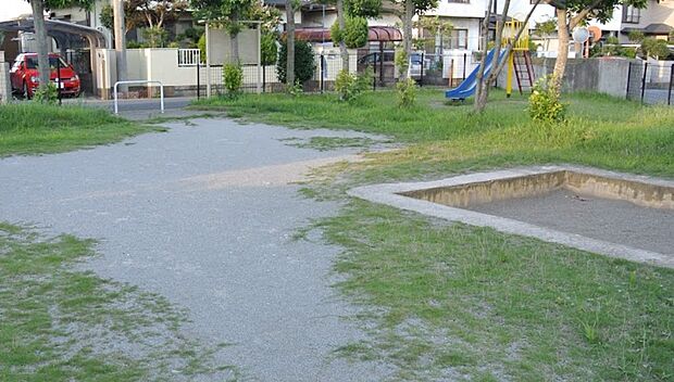 和良比四街道幼児公園まで徒歩13分