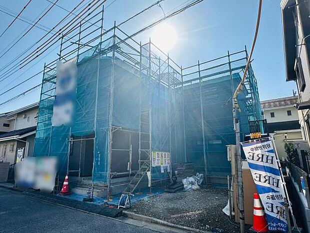 11/7撮影 足場が組まれ、建物の大きさが分かるようになってきました。