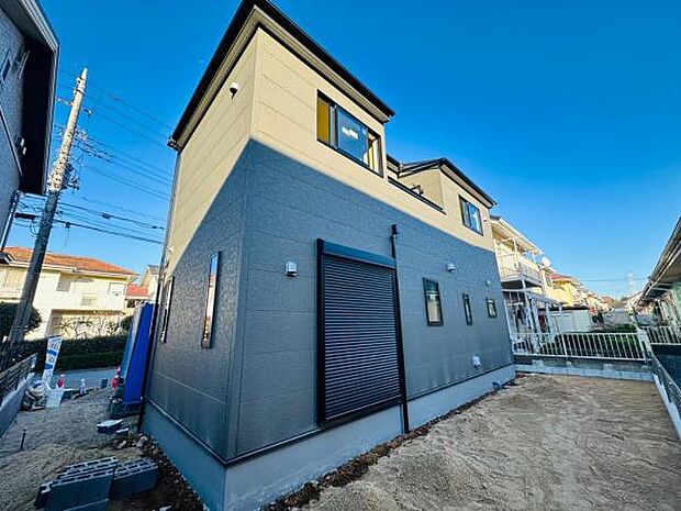 お庭スペースも奥行きがあってゆとりがあります。お家での過ごし方、楽しみが増えるそんな1棟です。