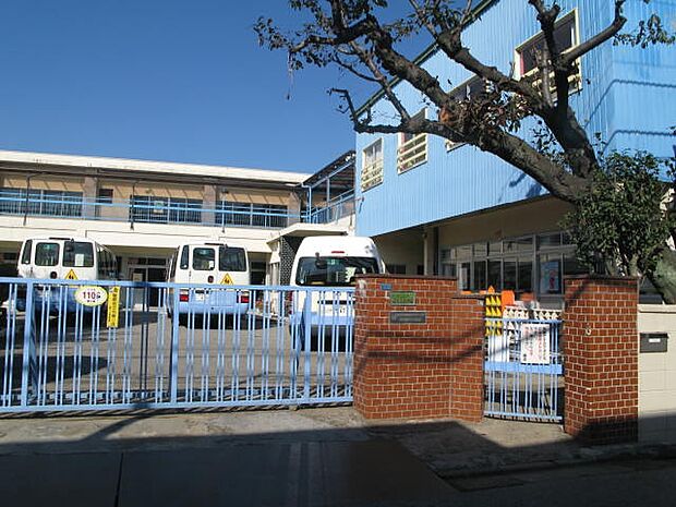 みちる幼稚園まで12分