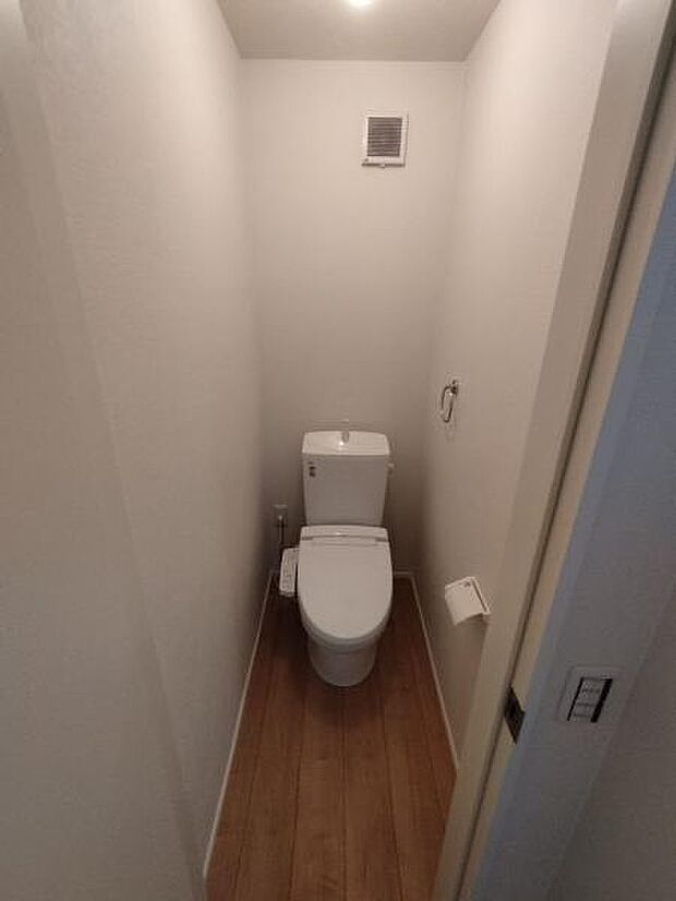 （1号棟） 必要な機能が揃ったお手洗いです。